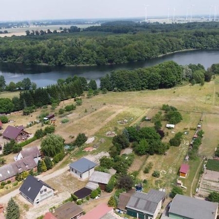 Ferienwohnung in Mecklenburg, am Kritzower See, mit Ruderboot Kritzow  Exterior foto