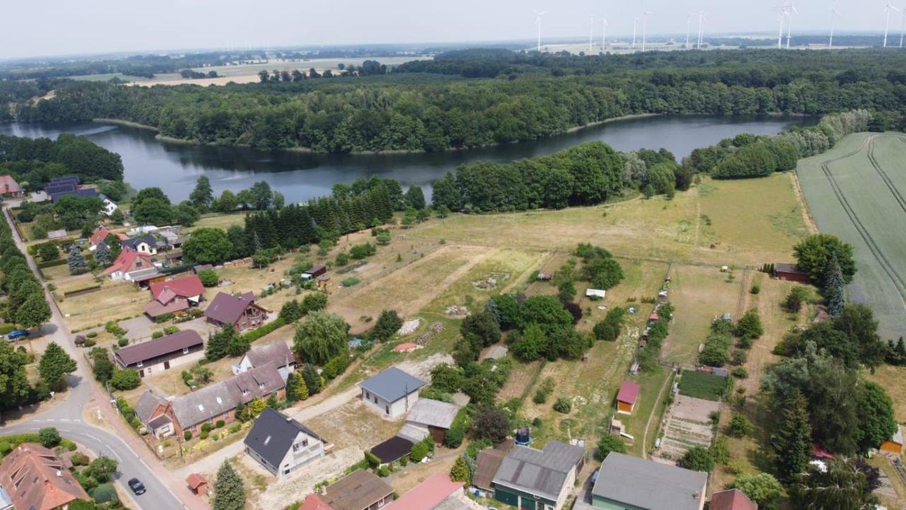 Ferienwohnung in Mecklenburg, am Kritzower See, mit Ruderboot Kritzow  Exterior foto